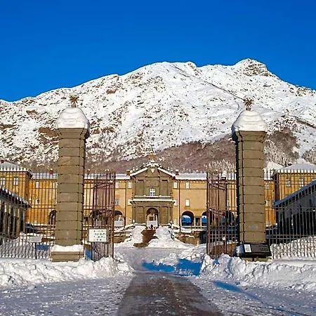 Hostel Santuario Di Oropa *