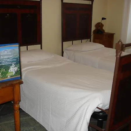 Santuario Di Oropa 호스텔 *