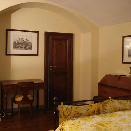 Vandrarhem Santuario Di Oropa *