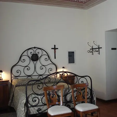 Santuario Di Oropa אכסניה